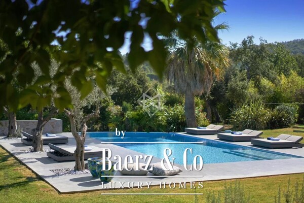 photo 3 Charming property surrounded by nature