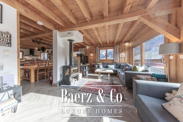 photo 7 CHARMING 5-BEDROOM CHALET - CLOSE TO THE CENTRE