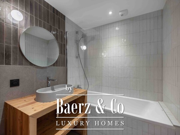 photo 6 TWO-BEDROOM APARTMENT - SPACIOUS