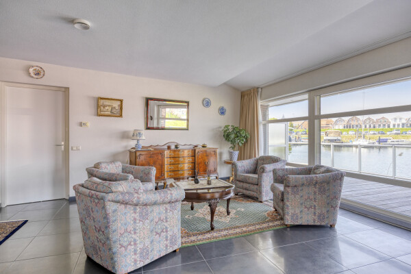 photo 6 Slikkenburg 1