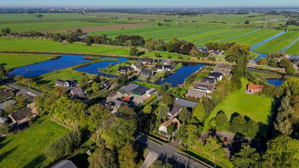 photo 1 Provincialeweg Oost 64