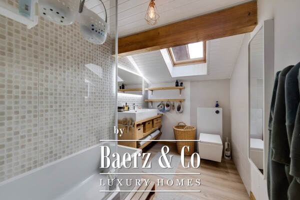 photo 9 5-BEDROOM CHALET - WITH 2 INDEPENDENT STUDIOS