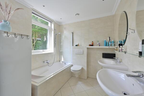 photo 18 Herenweg 57