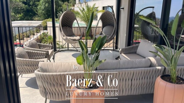 photo 10 Complex of Villas wiith a Sea View in Budva