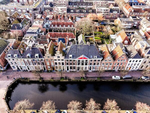 photo 102 Rapenburg 45