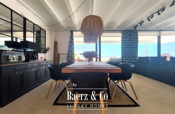 photo 9 EXCLUSIVE LUXURY VILLA ON THE FIRST LINE OF THE SEA IN CIUTADELLA, MENORCA, WITH SWIMMING POOL AND MODERN DESIGN