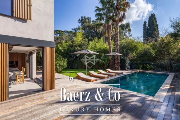 photo 2 Gigaro - Walking Distance to the Beach - Private Estate - Turnkey Villa