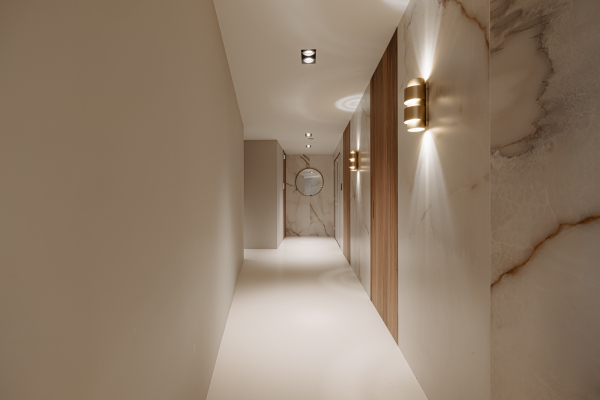 photo 6 Rijksweg-West 10 h