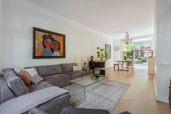 photo 4 Minervalaan 14 H