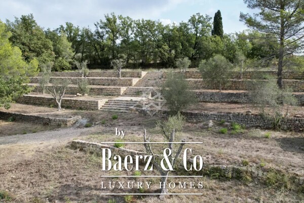 photo 4 Sole Agent : 1 hectare plot within walking distance of the village