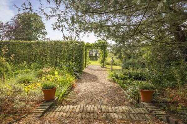 photo 40 Ruurloseweg 6