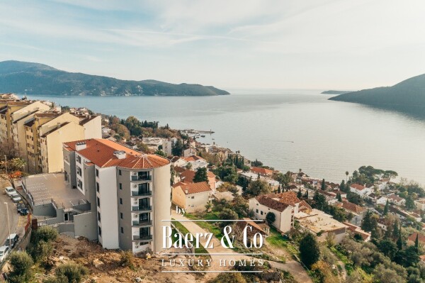 photo 4 Apartment in the Center of Herceg Novi with a Sea View