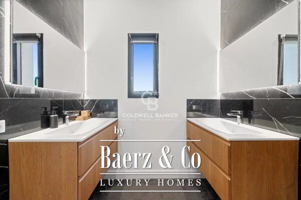 photo 11 Contemporary Brand new villa