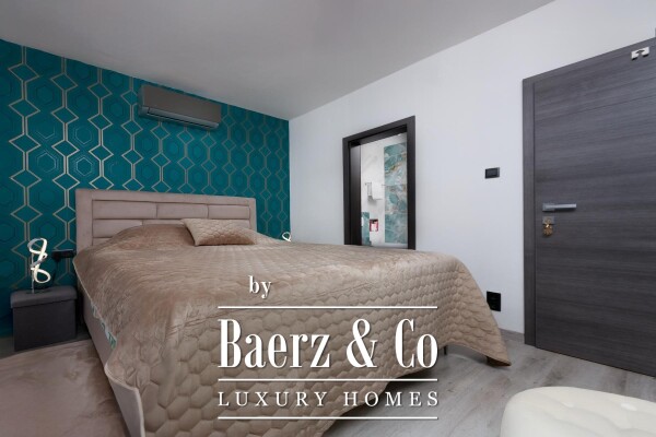 photo 6 Island of Krk, Malinska, beautiful villa with 3 residential units, swimming pool, sea view