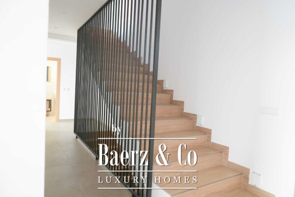 photo 15 Villa in Sveti Stefan with a Pool and a Panoramic Sea View