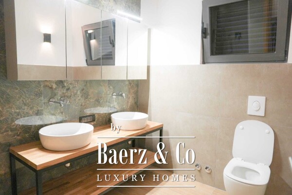 photo 21 Villa in Sveti Stefan with a Pool and a Panoramic Sea View