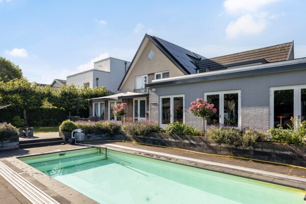 photo 41 Thomas Morestraat 1