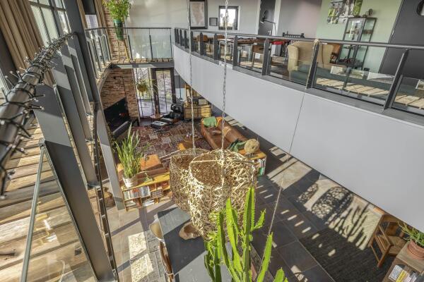 photo 10 Solisplein 61