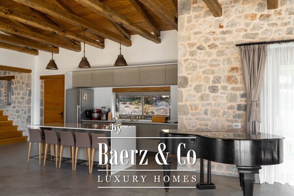 photo 6 1901471 - Villa For sale, Lefkada, 360 sq.m., €3.700.000