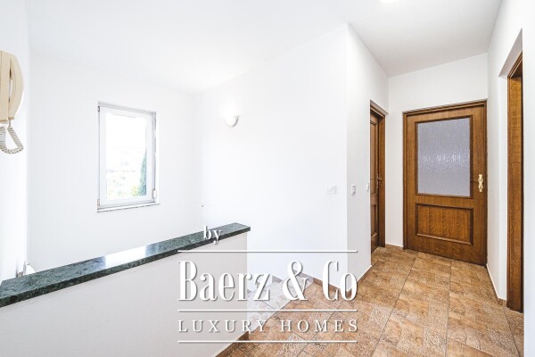 photo 7 Zagreb, Gračani, beautiful three-storey five-bedroom apartment with a garden, 278.66 m2