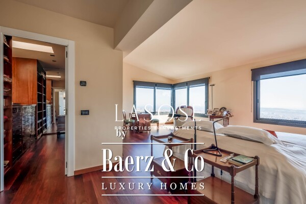 photo 21 Barcelona, Vallvidrera - El Tibidabo i les Planes