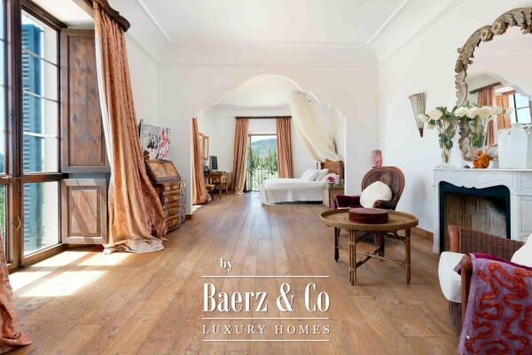 photo 19 Historic and Noble Royal Mansion with 2 Guest Villas