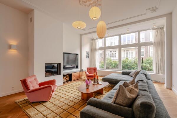 photo 1 Van Breestraat 45