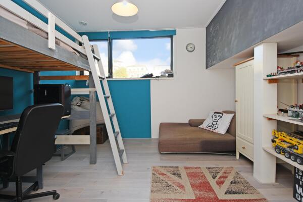 photo 53 Glaskloksingel 59