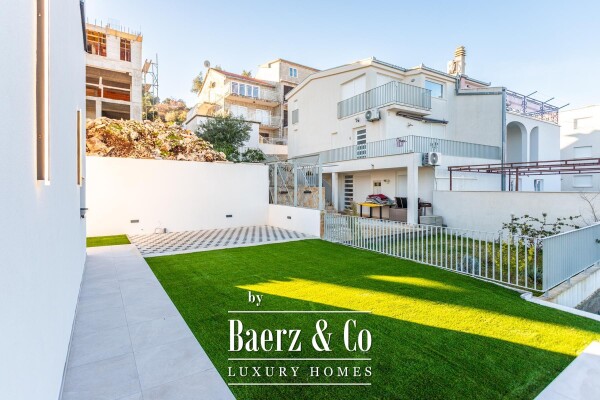 photo 20 Čiovo, Mastrinka - newly built villa with pool and open sea view