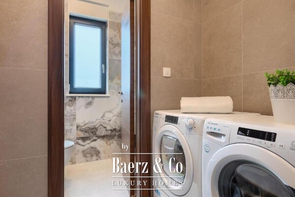 photo 17 Istria, Svetvinčenat, modern luxury villa with a heated swimming pool