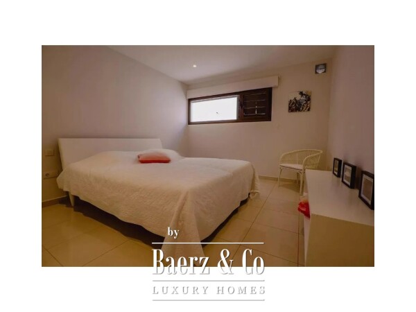 photo 23 Exclusive luxury villa on the seafront in Playa San Juan