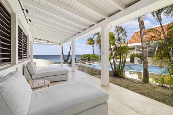 photo 9 EEG Boulevard 30