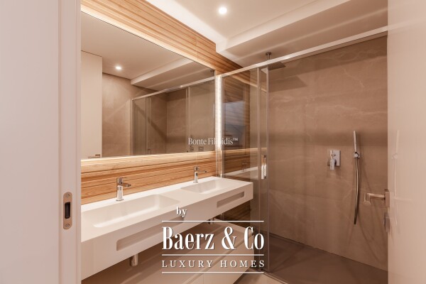 photo 27 Beautiful luxury home in Carcavelos e Parede, Parede