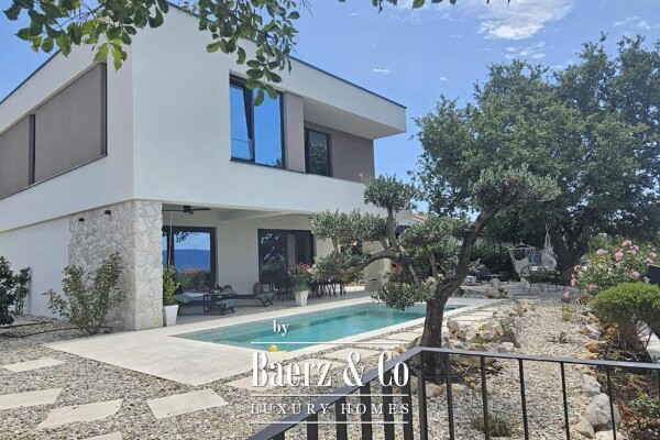 photo 1 Krk, Linardići, luxury villa with swimming pool and sauna, new build, 200 m², 450 m² plot