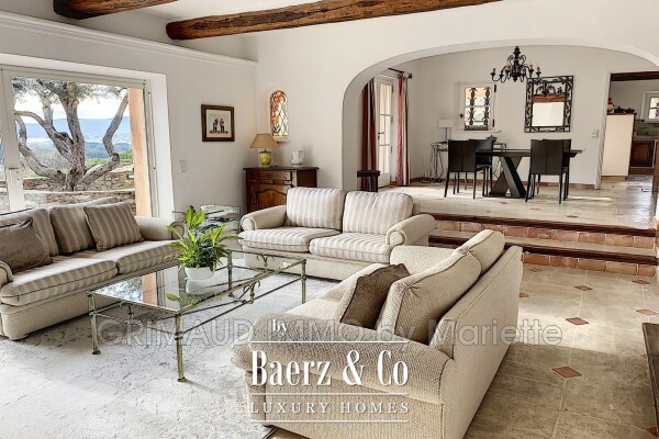 photo 7 Beautiful villa with view of Grimaud castle