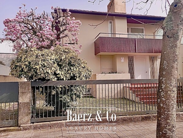 photo 2 Villa with garden