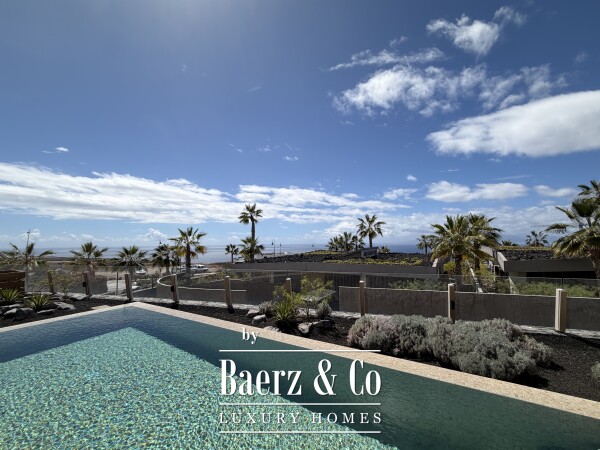 photo 32 Exclusive villa for sale in Abama
