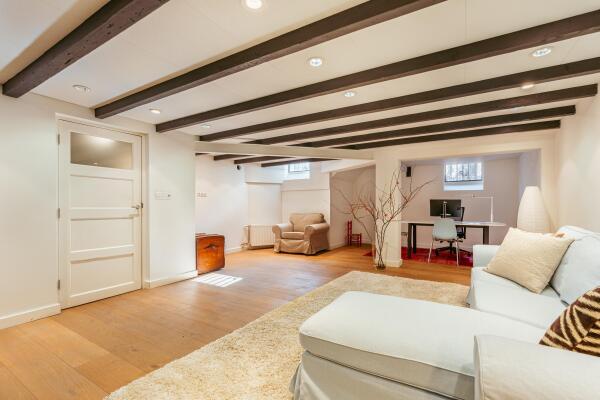 photo 56 Diepenbrockstraat 18