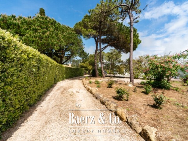 photo 31 Single storey 3 bedroom villa with swimming pool, tennis court and plot of 5,320 sqm in Fontanelas, Sintra