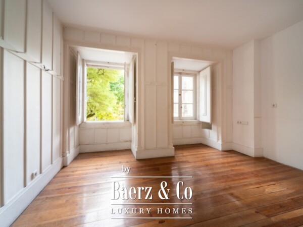 photo 2 4 Bedroom Apartment in Principe Real