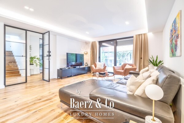 photo 2 Zagreb, Kraljevec, beautiful four-bedroom family house with garden and 4 parking spaces, 250 m²