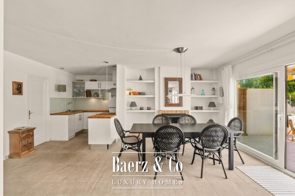 photo 5 Spacious and Comfortable Double Apartment in Camp de Mar