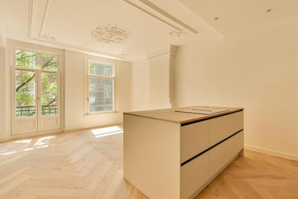photo 6 Tweede Helmersstraat 8 2
