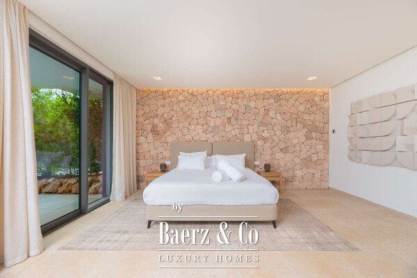 photo 10 Beautiful luxury home in Figueretas, Figueretas