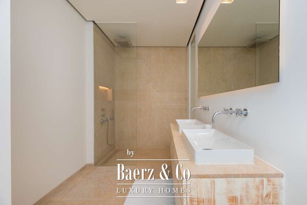 photo 17 Beautiful luxury home in Figueretas, Figueretas