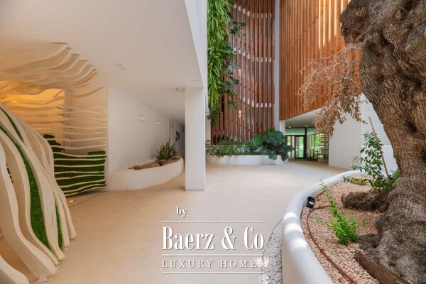 photo 21 Beautiful luxury home in Figueretas, Figueretas