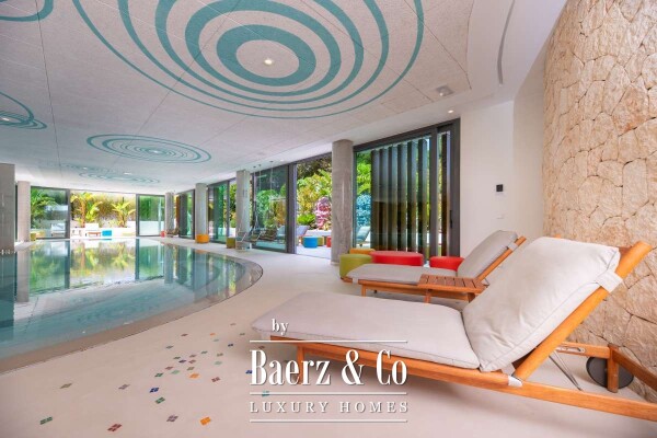photo 27 Beautiful luxury home in Figueretas, Figueretas