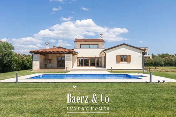 photo 2 Istria, Vodnjan, luxury stone villa with a swimming pool, large grounds, and a view of the Brijuni I
